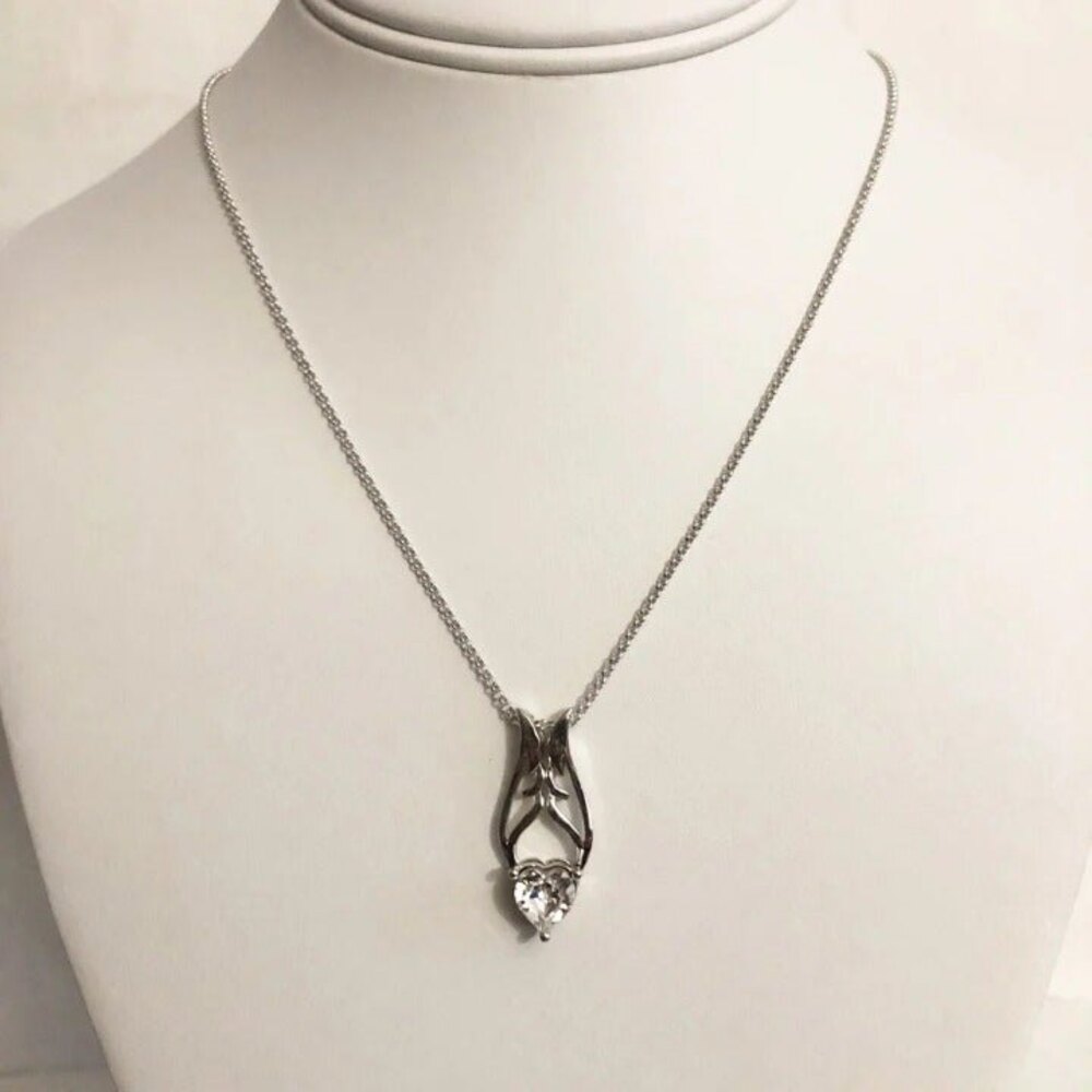 Winged Heart Rhinestone Pendant Necklace Marked 18K GP NWOT